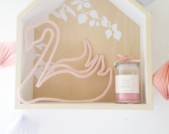 Swan wool in the knitting mill