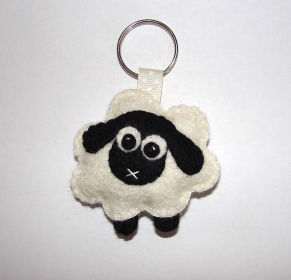 Wool Felt Sheep Keychain Felt Sheep White Sheep by NitaFeltThings