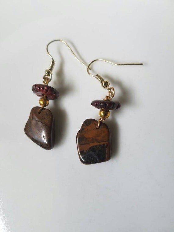 Handmade natural stone earrings by BostonMountainStones on Etsy