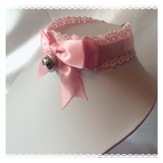 Pink lace kitten play collar