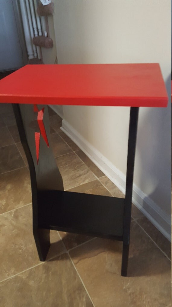 Primitive End Table by OneofakindcreationCo on Etsy