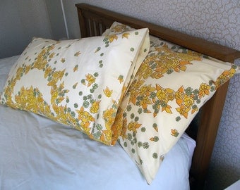 Vintage Pair of Pillowcases - Yellow Flowers