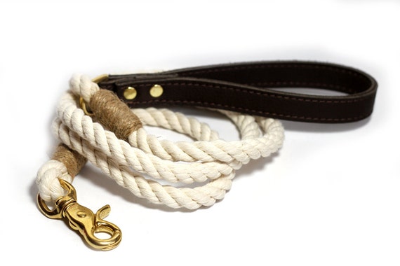 Rope Leash Cotton rope with Leather handle by FidosFashionCollars