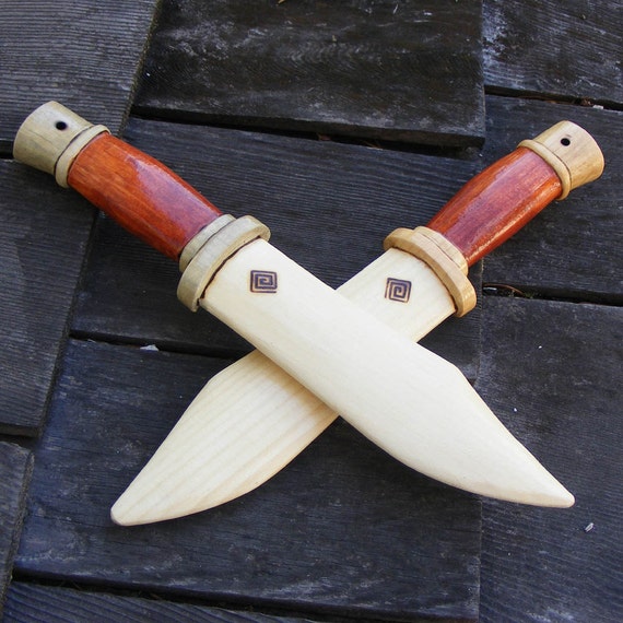 Frontier Bowie Wooden Toy Knife