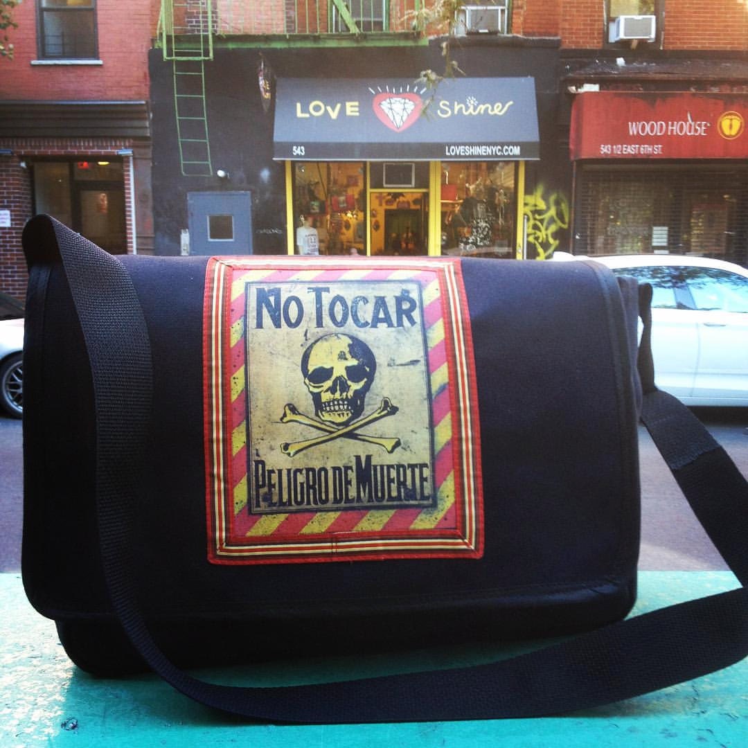 Skull And Crossbones Black Canvas Courier Bag Messenger Book Skull And Crossbones Black Canvas Courier Bag Messenger Book