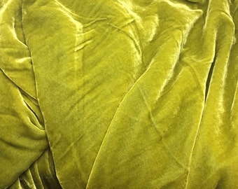 GOLDEN OLIVE Silk Velvet Fabric - fat 1/4