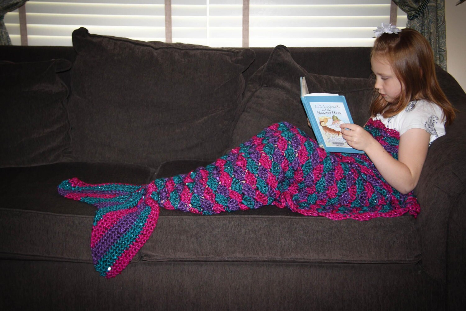 Sparkly Mermaid Tail Lapghan Blanket for Girls Size 4 to 10