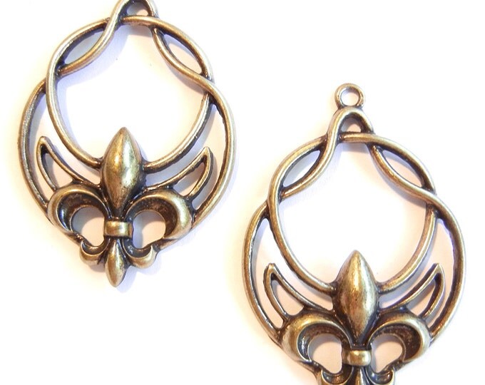 Pair of Fleur de Lis Charms Elegant Antique Gold-tone