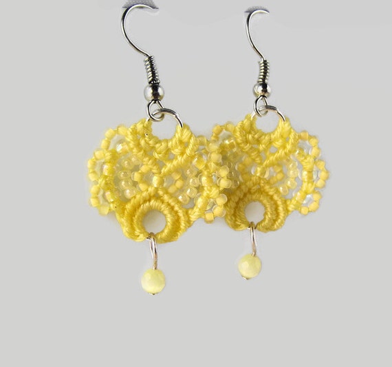 Pale Yellow Lace Beaded Macrame Earrings MicroMacrame