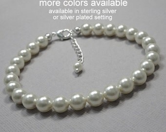 White Pearl Bracelet, Bridesmaid Bracelet, Wedding Bracelet, Bridesmaid Jewelry, Bridesmaid Gift, Maid of Honor Gift, Gift for Her