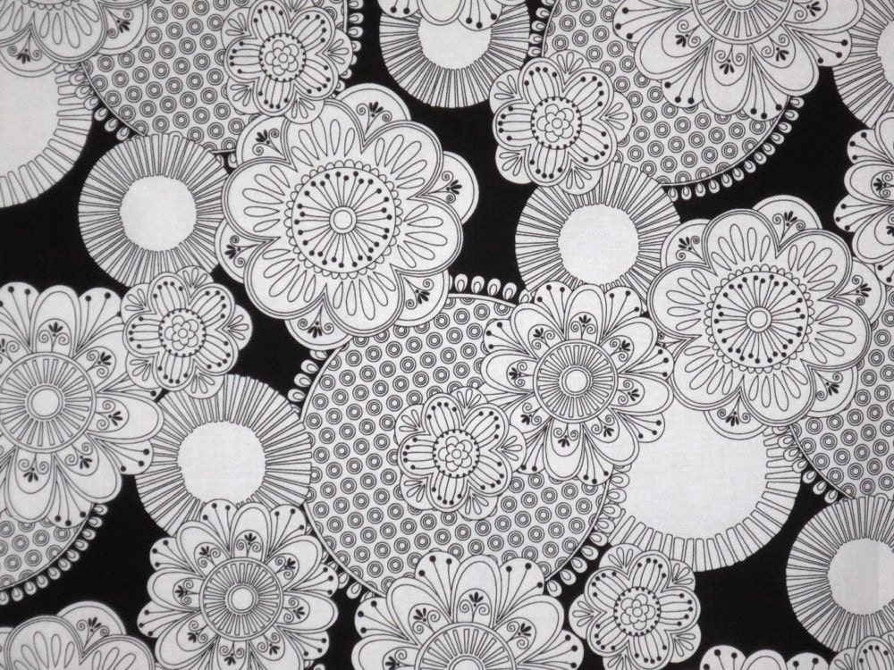 Black and White Floral Print Pure Cotton Fabric-One Yard