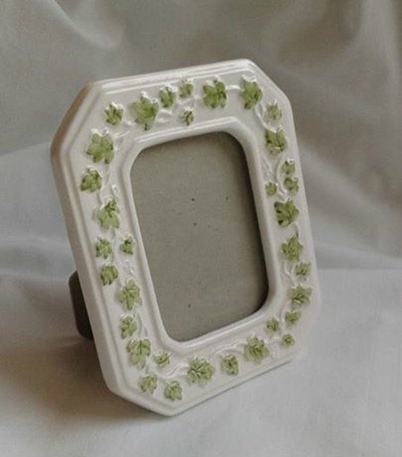 Items similar to Vintage Ceramic Photo Frame with Ivy on Etsy