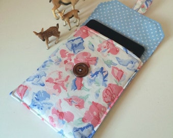 Kindle Paperwhite cover, vintage Laura Ashley
