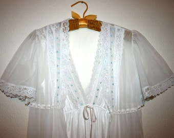 Dreamaway Vintage Peignoir Lingerie, Nightgown and Robe, Double Chiffon