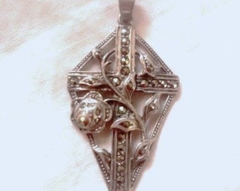 Vintage Sterling 925 , Easter Cross , Pendant , Lilies