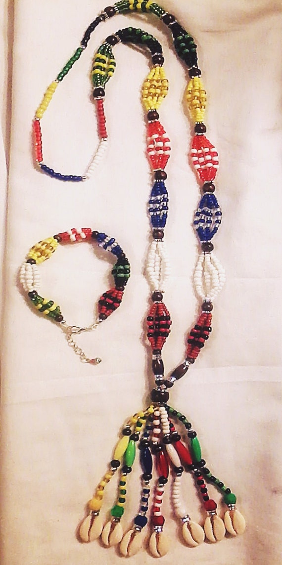 Santeria. Yoruba Eleke necklace or bracelet by TIENDAAMERICAN