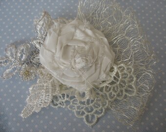 Lace flower wedding headpiece. Bridal hair flower.