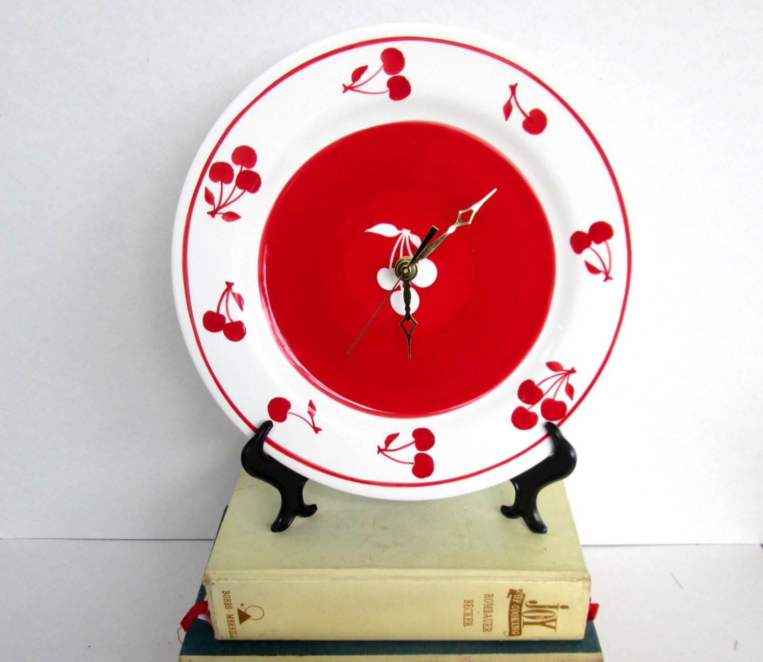 Dinner Plate Clock Upcycled Plate Clock Kitchen by LibertyKnits