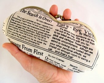 Newspaper Glasses Case - Soft Eyeglass Case - Eye Glass Case - Sunglass Case - Cute Glasses Case - Sunglass Case - Kiss Lock