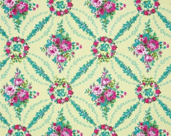 Beauty Queen fabric by Jennifer Paganelli