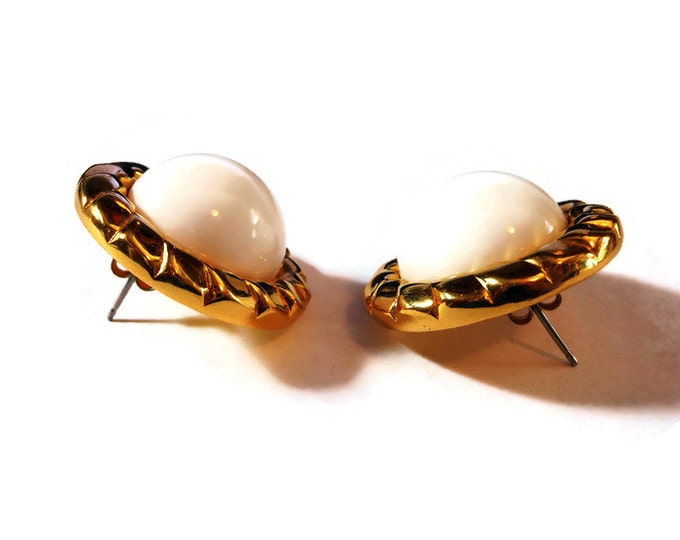 FREE SHIPPING Crown Trifari earrings, 1960s gold circle button earrings with white lucite cabochon center surrounded by gold rope like frame