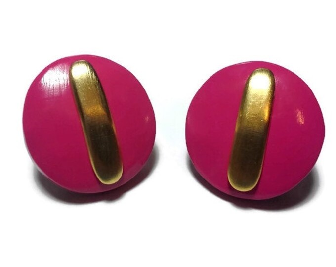 Les Bernard earrings, 1960s hot pink mod clip earrings with gold center design, geometric look, Twiggy type