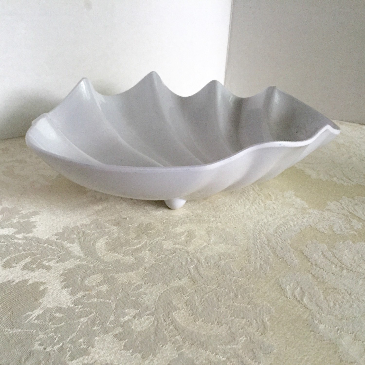 Vintage Clam Shell Serving Bowl Haute Juice