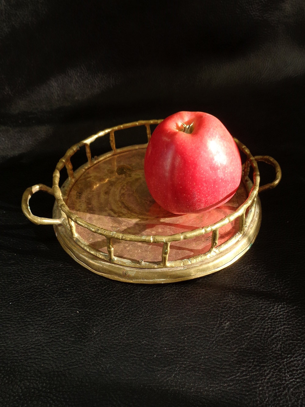 Brass serving tray, small vintage round solid brass serving tray with