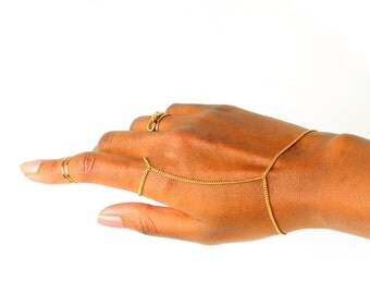 The Gold Line Ring Bracelet, bracelet bague, simple gold hand chain, gold slave bracelet, ring chain, bague chaine, gold clave chain, gift