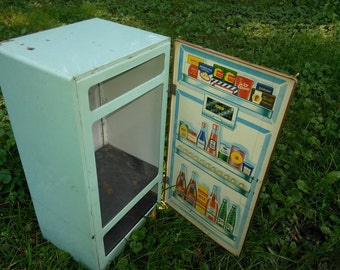 Vintage Metal Children's Fridge - Nassau