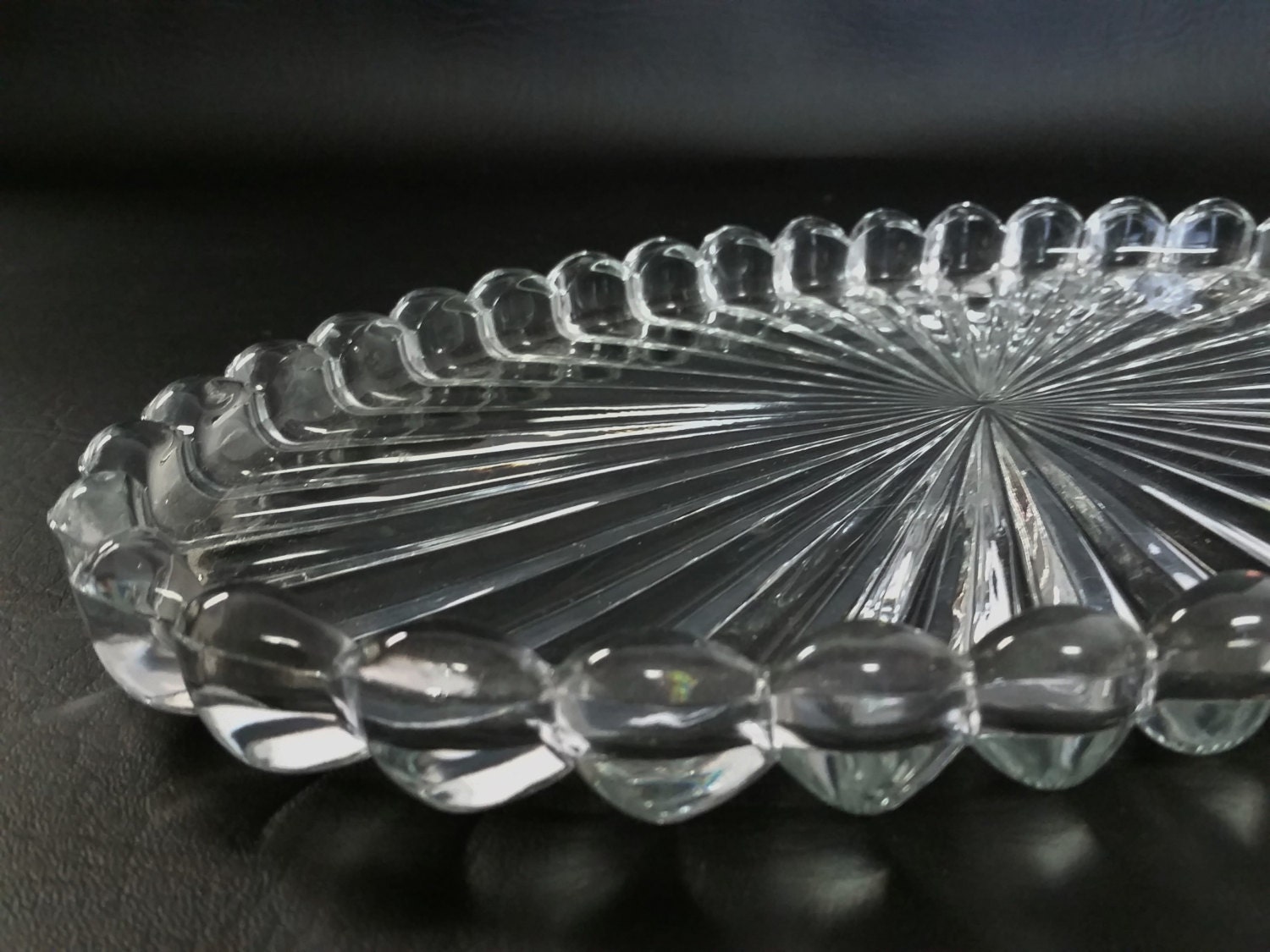 Vintage Oval Rib Sculped Glass Platter/Tray Haute Juice