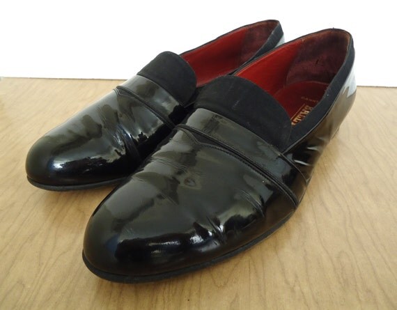 opera pumps tuxedo