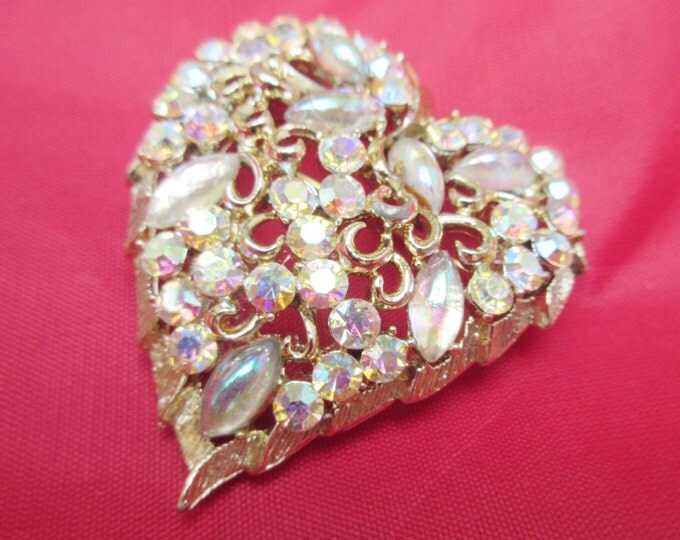 Coro Rhinestone Heart Brooch - Crystal glass cabochons - Aurora borealis rhinestone pin