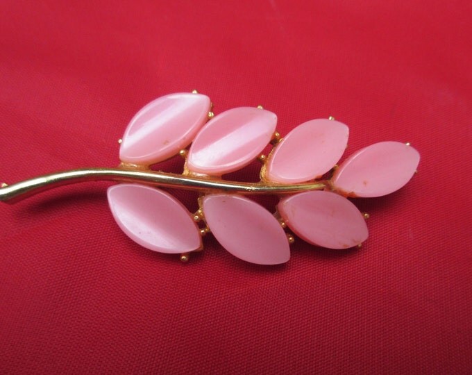 Pink Leaf Brooch - Thermoset Plastic flower - mid century pin