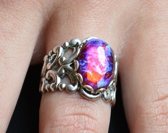 Dragons Breath Ring, Mexican opal ring, Fire opal Ring, Mexican Fire Opal, Dragons breath rings, goth rings, fantasy rings, color changing