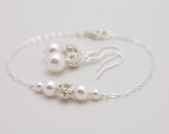 Set of 8 Bridesmaid Pearl Sets, 8 Bracelets and 8 Pairs Earrings, 8 Pearl Sets, 8 Bridesmaid Pearl Bracelet and Earring Sets 0357