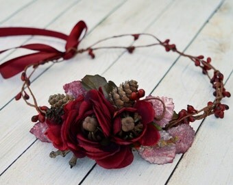Winter berry crown Red bridal crown Chrismas crown by LumilinA