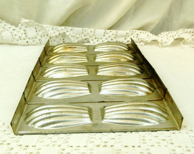 Vintage French Madeleine Cake Mold / French Baking / French Decor / French Baking Tin / Kitchenware / Kitchenalia / Cooking / French Kitchen Vintage French Madeleine Cake Mold / French Baking / French Decor / French Baking Tin / Kitchenware / Kitchenalia / Cooking / French Kitchen