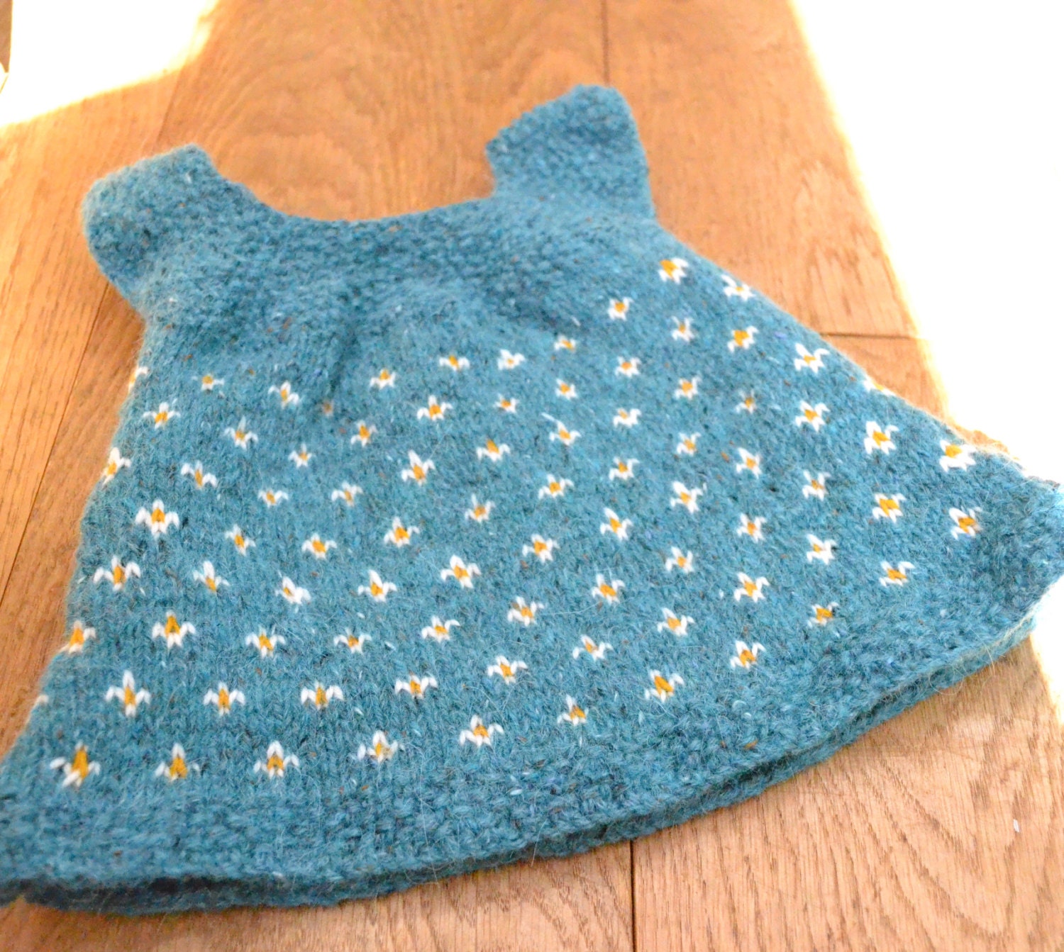 Baby Daisy Dress Knitting Pattern