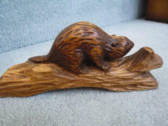 Hand Carved Wooden BEAVER Signed by Carver Paul R. Roy Val