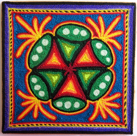 5.9 Mexican Huichol Peyote yarn painting 15 011