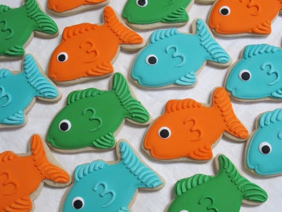 Items similar to Undersea Theme Fish Decorated Sugar Cookie Favors ...