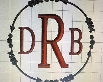 8 CORNHOLE BAGS Custom Embroidered: Monogramed