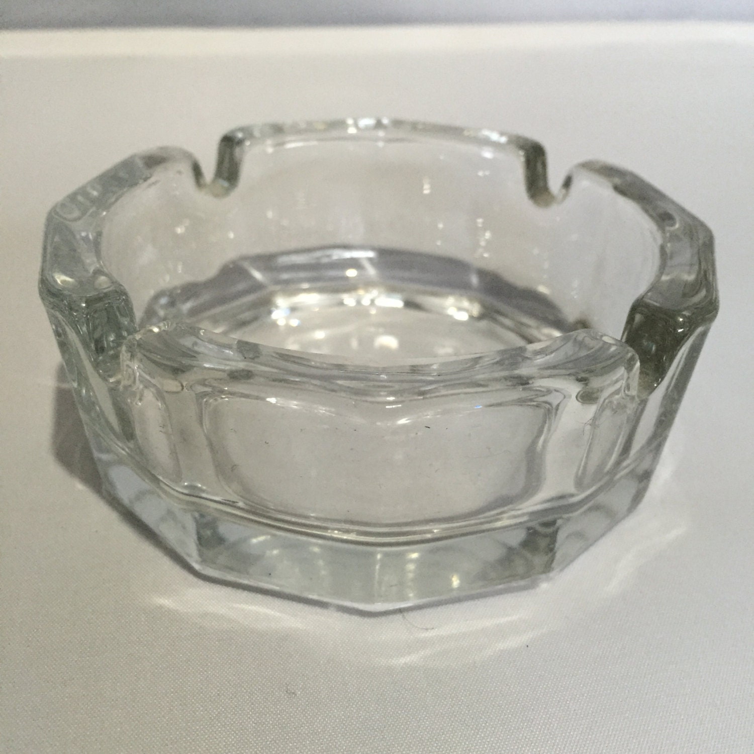 Heavy Glass Bar Style Ashtray Retro Clear Glass Ashtray