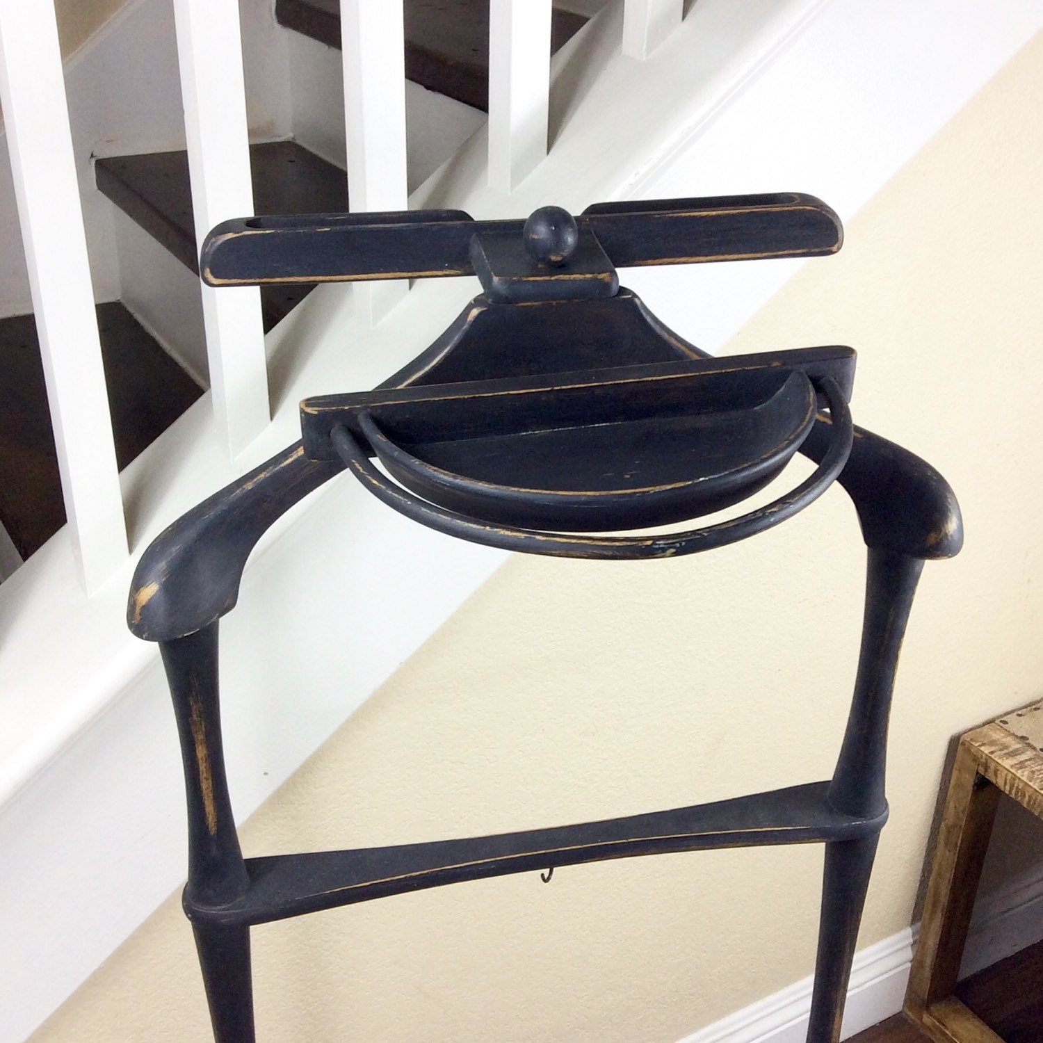 BUTLER STAND Vintage Suit Stand Black Valet Stand Clothing