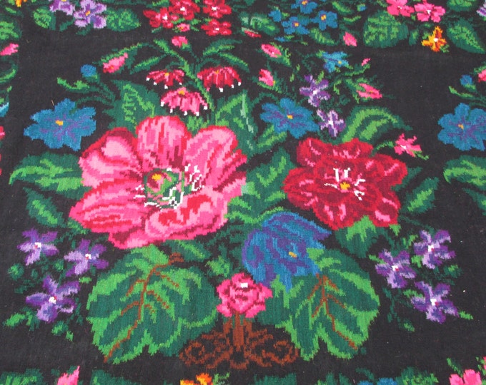 Bessarabian Kilim. Moldovan Kilim,Floor Rugs Handmade 45 years old, handmade. Floral Rugs. Vintage Carpets, Eco-Friendly. Len
