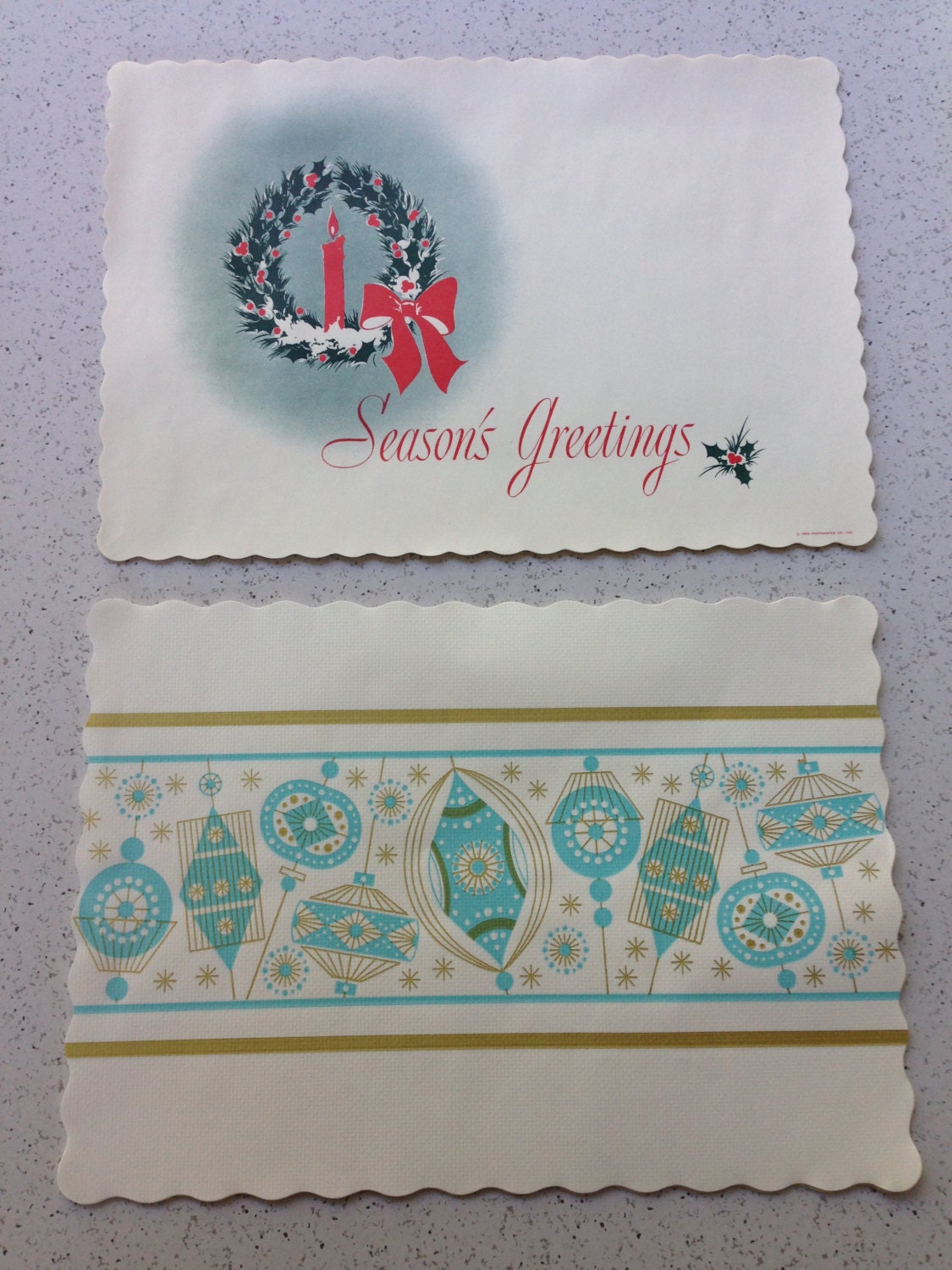 30 Retro Christmas Paper Placemats 2 Designs Hoffmaster