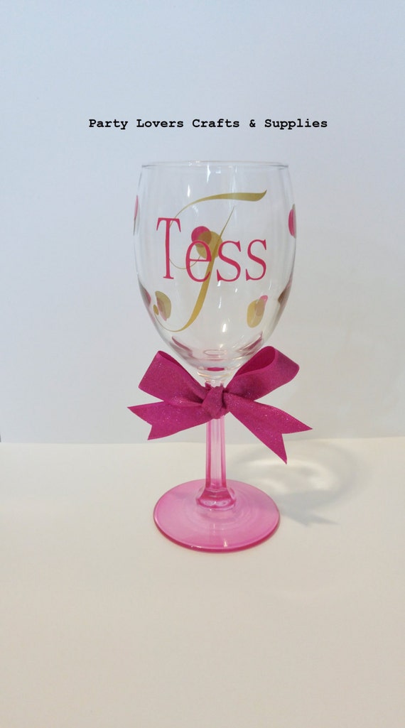 Personalized Wine Glasses Pink Stem Wine by PartyLoversCrafts