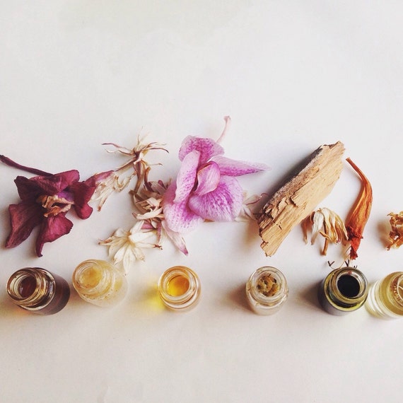 Night natural perfume. neroli patchouli sandalwood by WildVeil