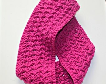 Magenta Chunky Crochet Infinity Scarf